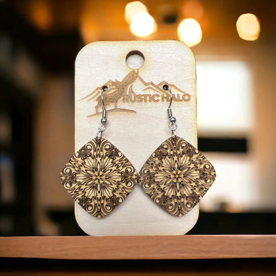  Diamond Shaped Earring