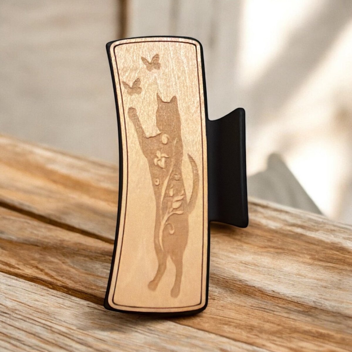 Playful Cat Hair Claw