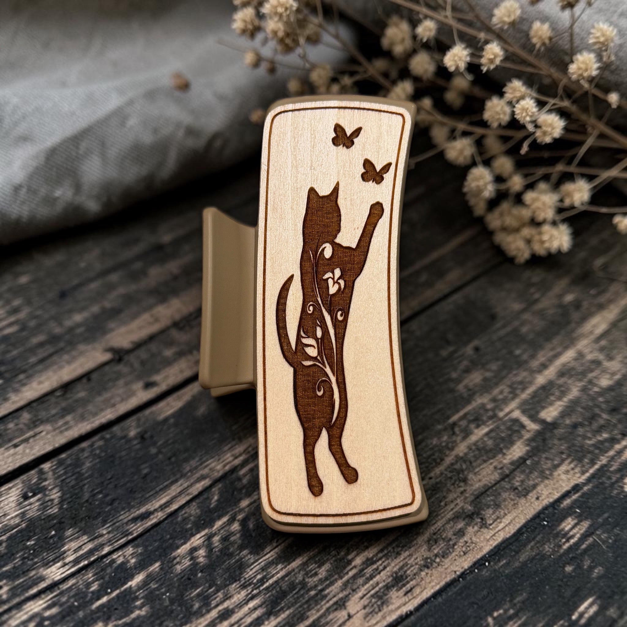 Playful Cat Hair Claw 4"