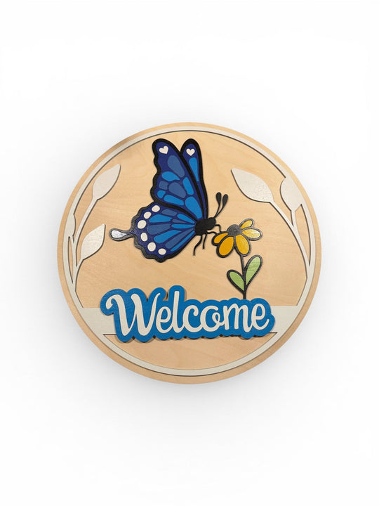 Butterfly Daisy Welcome Sign - Rustic Halo