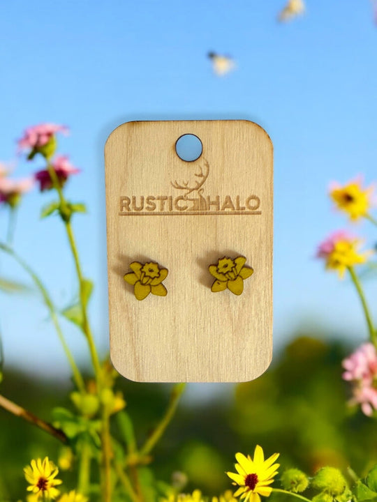 Daffodil Stud Earrings - Rustic Halo