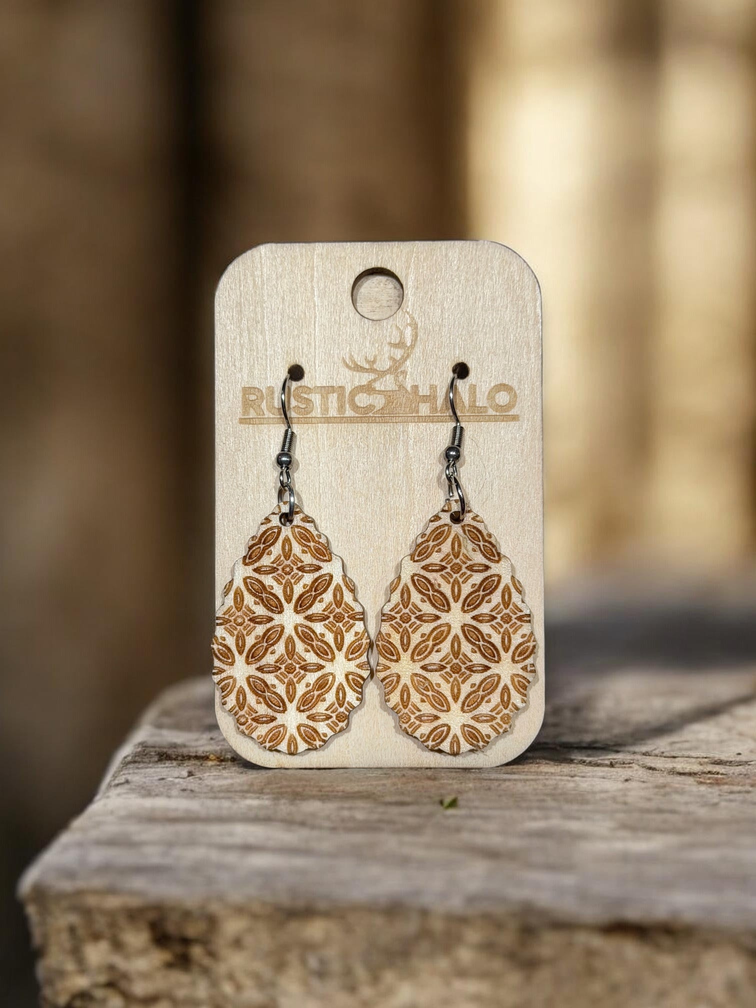 Diamond Engraved Scalloped Dangle Earrings - Rustic Halo