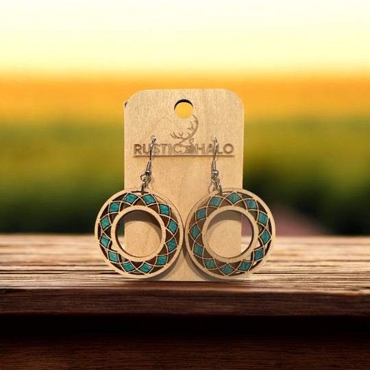 Round Medallion Cutout Earring