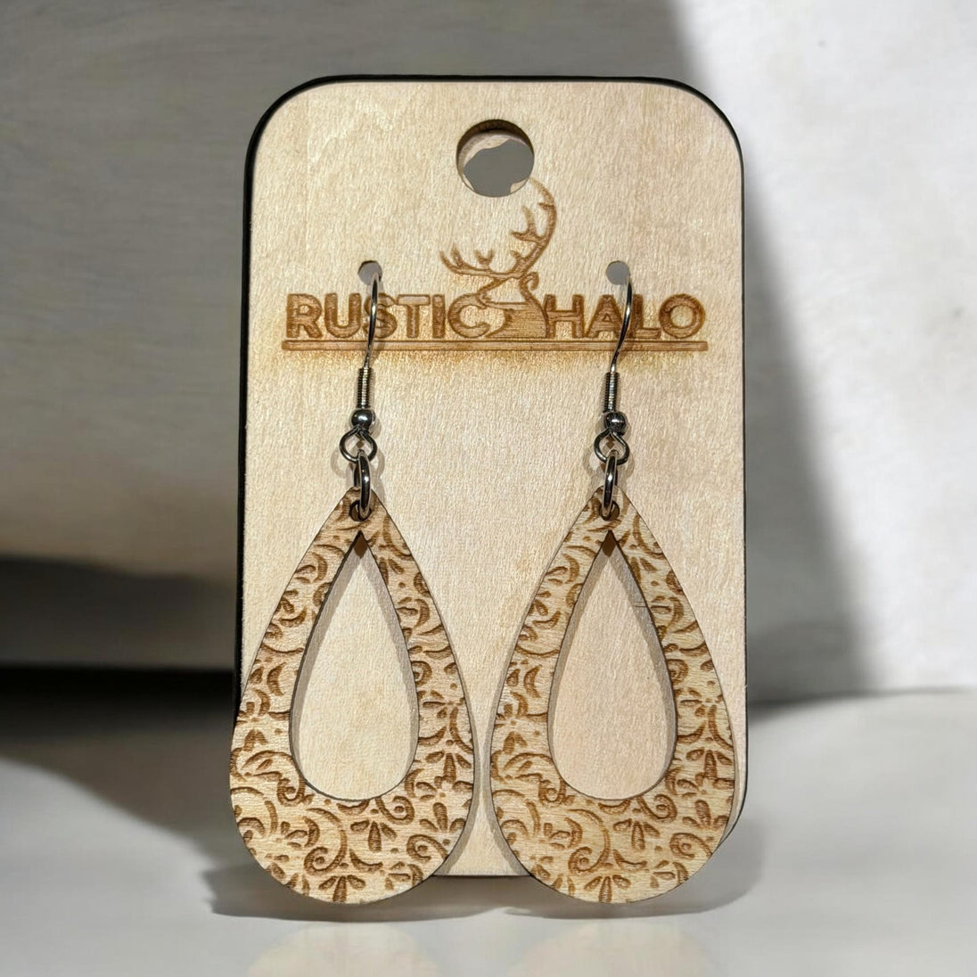 Swirl Drop Hoop - Rustic Halo
